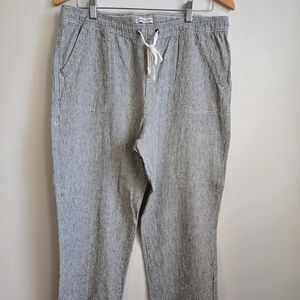 Women's Gray Casual Capris